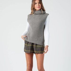 HOST PICK----Urban Outfitters Lucca Turtleneck Sweater Vest Gray